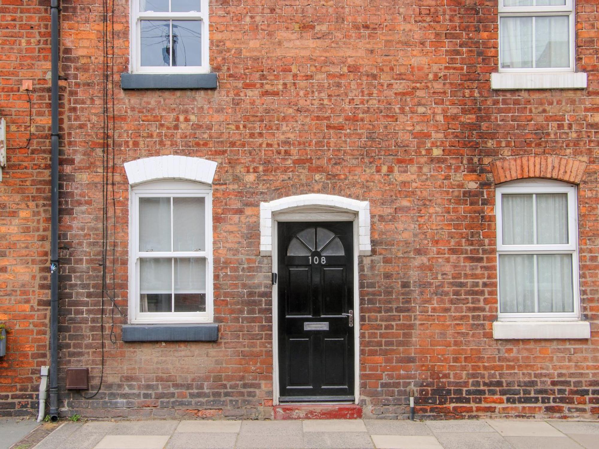 108 Longden Coleham